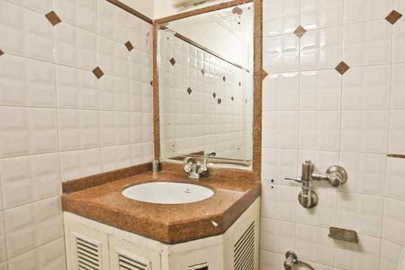 Mandakini Kanpur Exterior photo